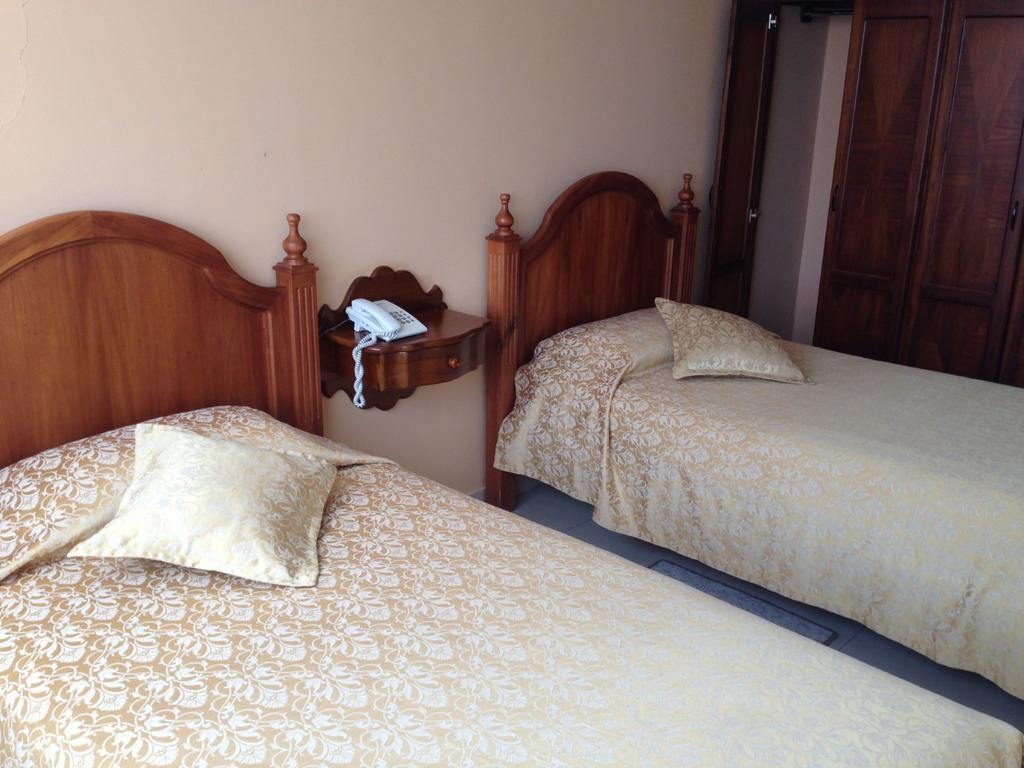 Hostal El Arbolito Cotacachi Buitenkant foto